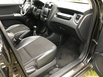 Kia Sportage 2.0i 104KW LPG R.V 2006 4X4 - 9