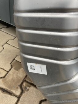 Výfuk MB S500 335 kW C217 číslo dílu: A2174910200 - 9