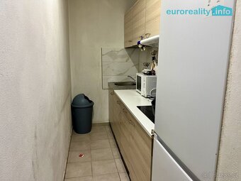 Pronájem, rodinný dům, Úherce, ul. Náves - 9