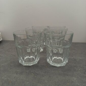 Nádobí - talíře, sklenice, skleničky, hrníčky - 9