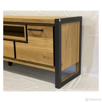 Komoda z masivu Metalo – dub, LED, 170 cm - 9