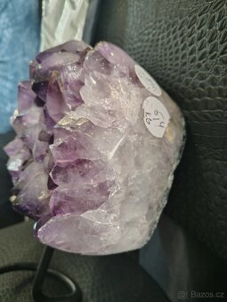 Ametyst na stojánku - 9