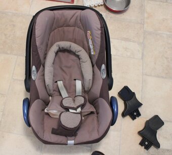 PRODÁM KOČÁREK TROJ KOMBINACI - 9