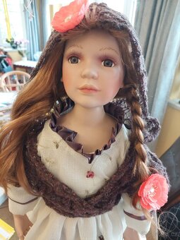 Porcelánová sběratelská panenka - 9