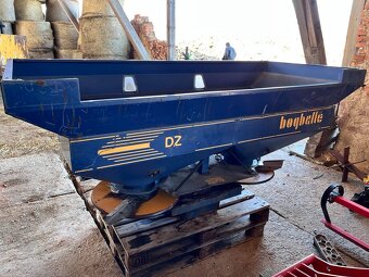 Rozmetadlo Bogballe DZ - 9