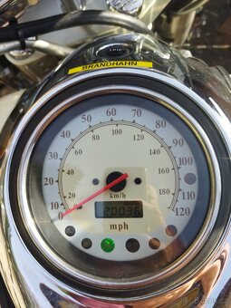 Yamaha XVZ 1300 Royal Star - 9