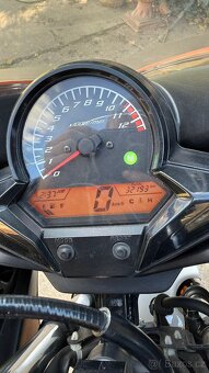 Honda CBR 125R - 9