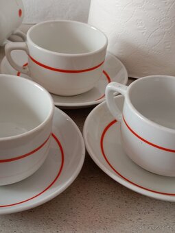 PORCELÁN S PŮDY - 9
