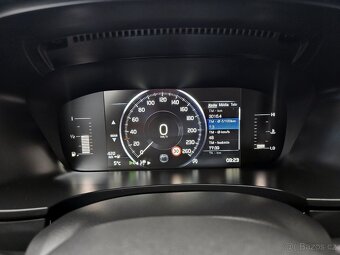 Volvo V90 D3 kombi 2017 -SERVIS VOLVO-WEBASTO- 287 tkm - 9
