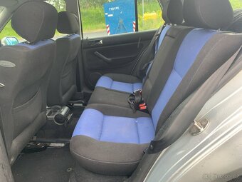 Volkswagen Golf 1.4 16V - 9