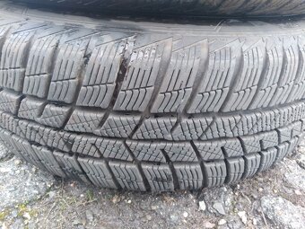 KOMPLET ZIMNÍ KOLA 195/65R15 8mm - 9