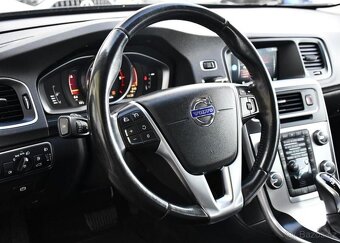 Volvo V60 2,0D NAVI OCEAN RACE - 9