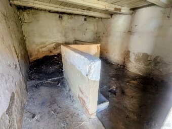 Prodej rodinného domu se zahradou v Uherském Ostrohu - 9