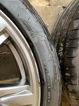 Kola 17 palců Volvo S60/V70 obutí Goodyear eagle F1 - 9