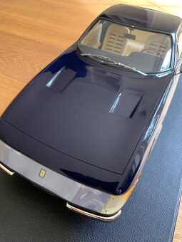 Amalgamový model Ferrari 365 GTB4 DAYTONA v měřítku 18 - 9