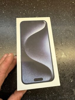 Iphone 15 pro max 256 modrý titan - 9