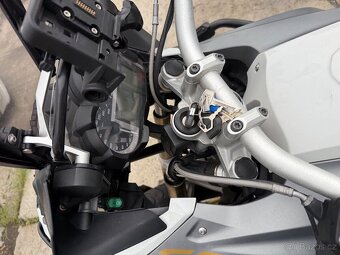 Bmw R 1200 GS LC rv:2014/1 najeto:79tis Havarované - 9