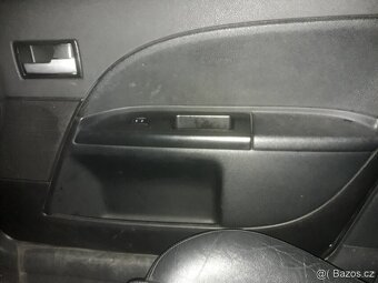 Sada sedadel a čalounění dveří Ford Mondeo kombi 2004 - 9