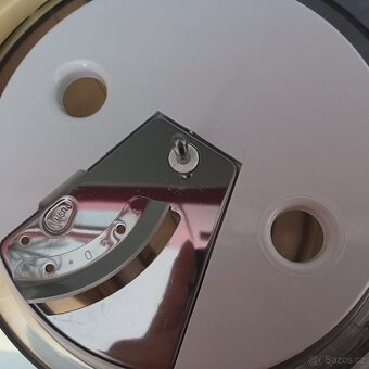 Kuchyňský robot - 9