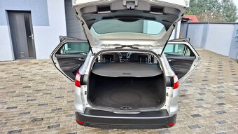 Ford Focus III Kombi 1,6 TDCi - 85kw. Nová STK - SLUŠNÝ STAV - 9