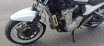 Suzuki GSF 650 Bandit - 35 kW - 9