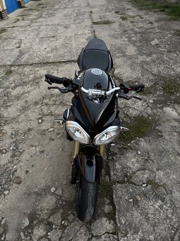 Triumph Street Triple 675 - 9
