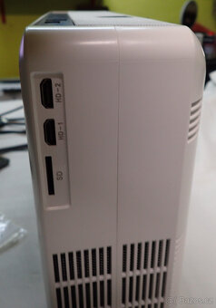 Projektor LCD LED VANKYO PERFORMANCE V630W - 9