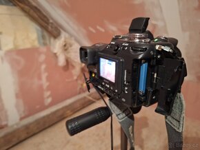 Prodám zrcadlovku Sony - 9