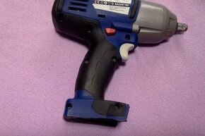 Milwaukee Wurth- - 9