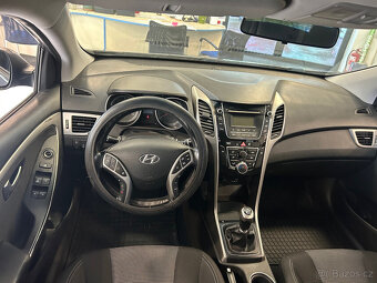 Hyundai i30 r.v. 2015, 1,6CRDi 81Kw klima - 9