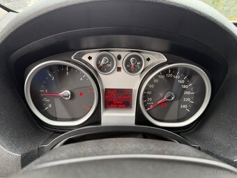 Ford kuga 4x4 2.0 TDCi 100kw manuální převodovka - 9