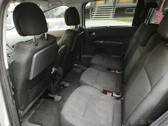 Peugeot 5008, r.v. 2011, motor 1,6-16V benzin - 9