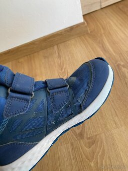 Celoroční sportovní boty Viking Veme GTX R vel.32 - 9