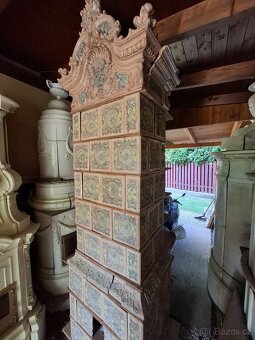 Kachlová kamna starozitná, barevná - 9