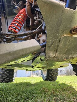 Can am renegade 570 - 9