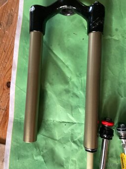 vidlice Manitou Skareb Super TPC lock, 26" - 9