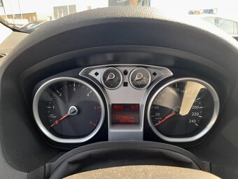 Ford Kuga 4X4 2,0 TDCI 103 KW TAŽNÉ AC - 9