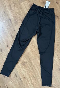 Nové kompresní legíny Calzedonia M - 9