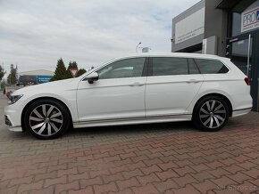 VW Passat Variant 2,0 BITDi 176kW HIGHLINE 4 MOTION - 9
