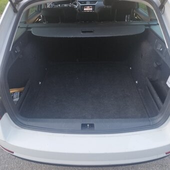 Škoda Octavia Combi 2.0 TDI - 9