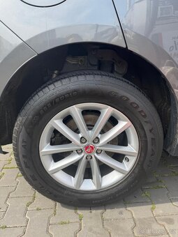 Jaguar F-Pace, 3.0 Portfolio AWD Pano - 9