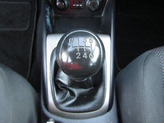 Hyundai I30 1.6 CRDi ,  66 kW nafta, 2010 - 9