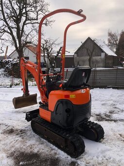 Minibagr Kubota U10 s nulovým přesahem zádě - 9