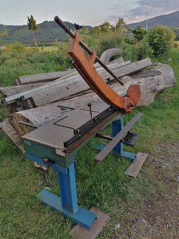 Tabulkové nůžky na plech Jesan NTP 1000 / 2,5 J - 9