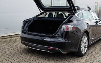 Tesla Model S 85 Free Supercharger - 9