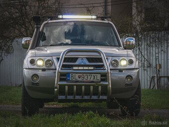 Mitsubishi Pajero 3,2 AUT 4x4 TOP STAV - 9