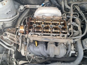 Díly - Kia Ceed sw 1.4 16v 80Kw rv2009 - 9