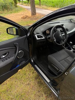 Renault Mégane III 1.5 DCI - 9