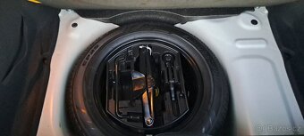 Peugeot 208 1.0i najeto 63 000 km 1 majitel koupeno v ČR - 9