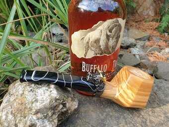 DÝMKA SKLENKA OD WHISKEY BUFFALO TRACE - 9